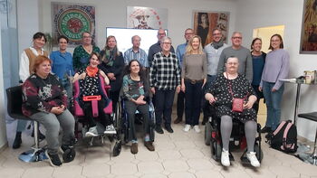 Gruppenbild Besuch Kundinnenrat in Wien