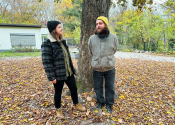 Teamfoto JFE-Tietzenweg Lichterfelde im Garten 2